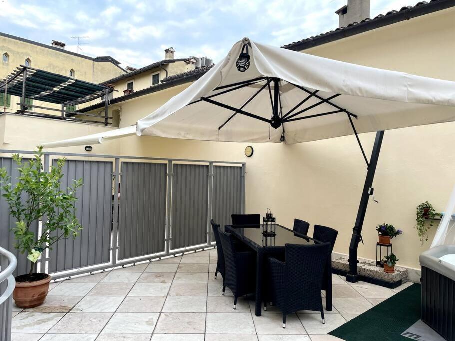 L'Appartamento Di Giulietta เวโรนา ภายนอก รูปภาพ